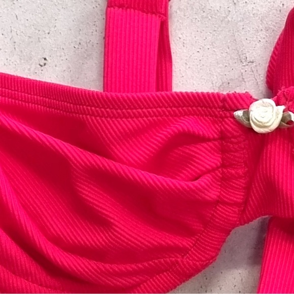 Vintage Deadstock Retro high cut Bikini - Picture 3 of 5